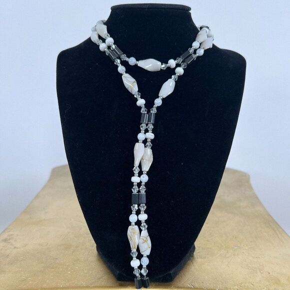 White Stone Magnetic Waist Beads - Bohemian Fairycore Earthy Belly Waist Chain - Picture 3 of 7